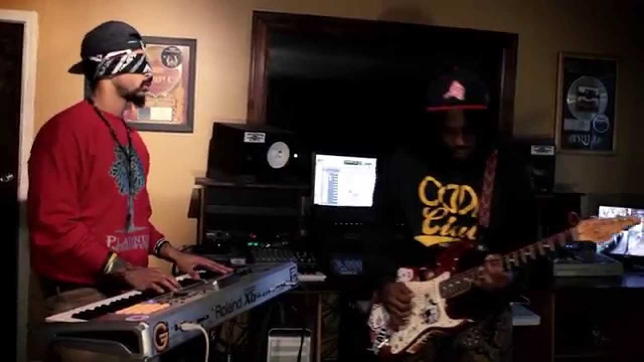 iNDEEDface Shit and Danny Glover Freestyle