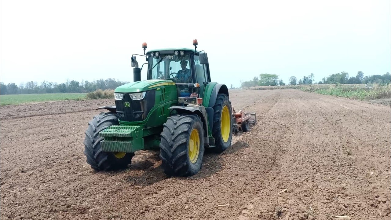 รถแทรกเตอรจอห์นเดียร์รุ่นใหญ่ 195แรงกับ165แรง #John Deere 6195M & 6165j