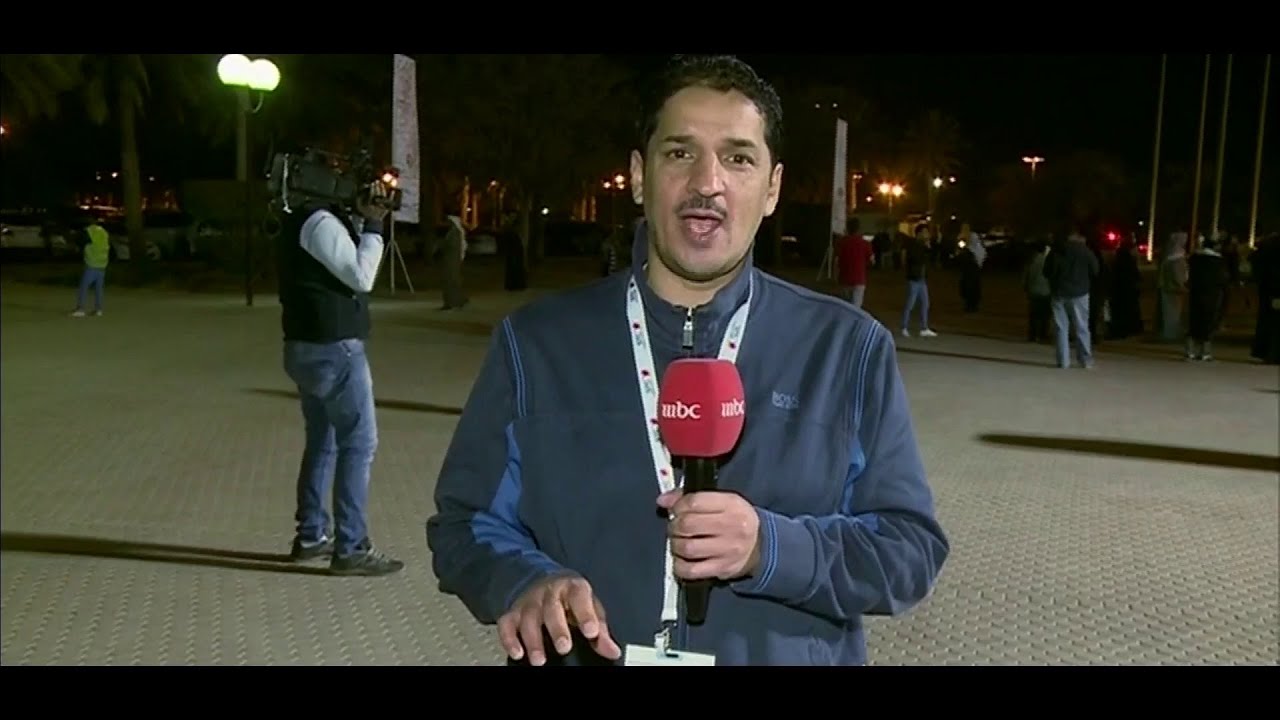 لحظات دخول المرأة السعودية للملاعب