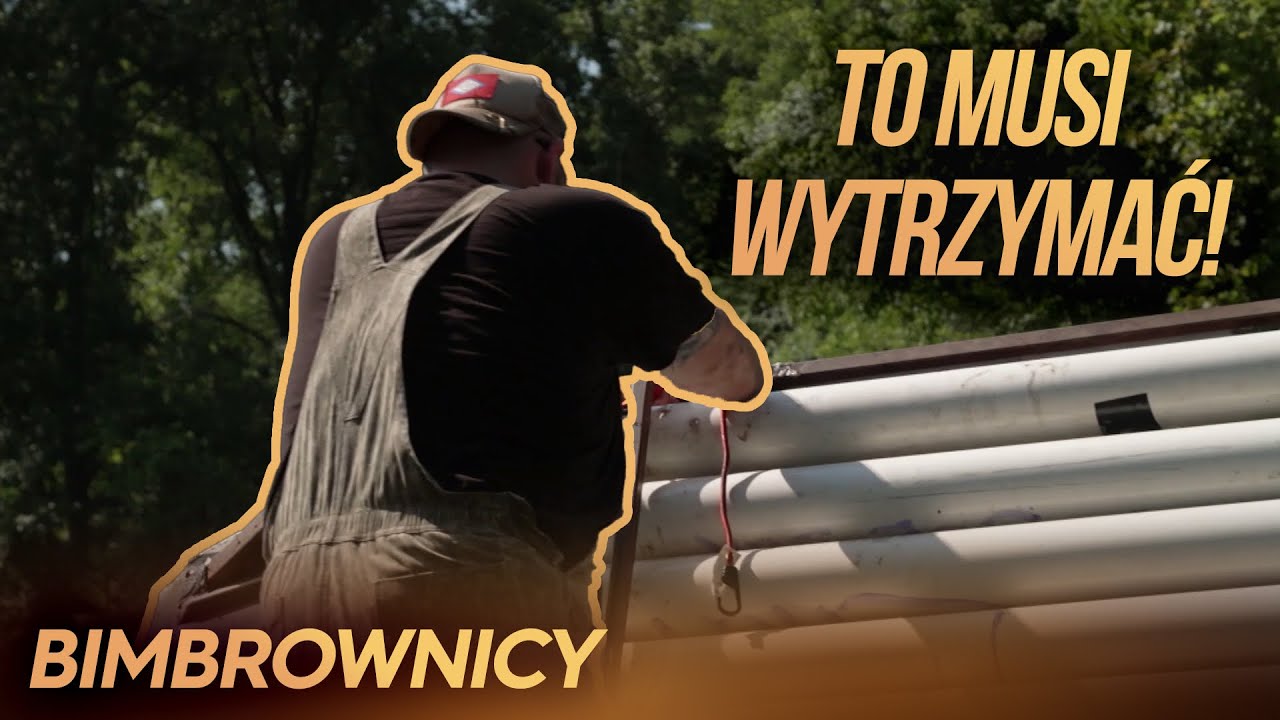 Przemycali bimber pod ŁÓDKĄ! | Bimbrownicy