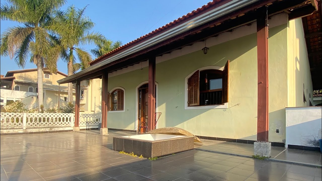 Casa para venda em Nova Caieiras. Com 4 dormitórios, sendo 1 suite. 