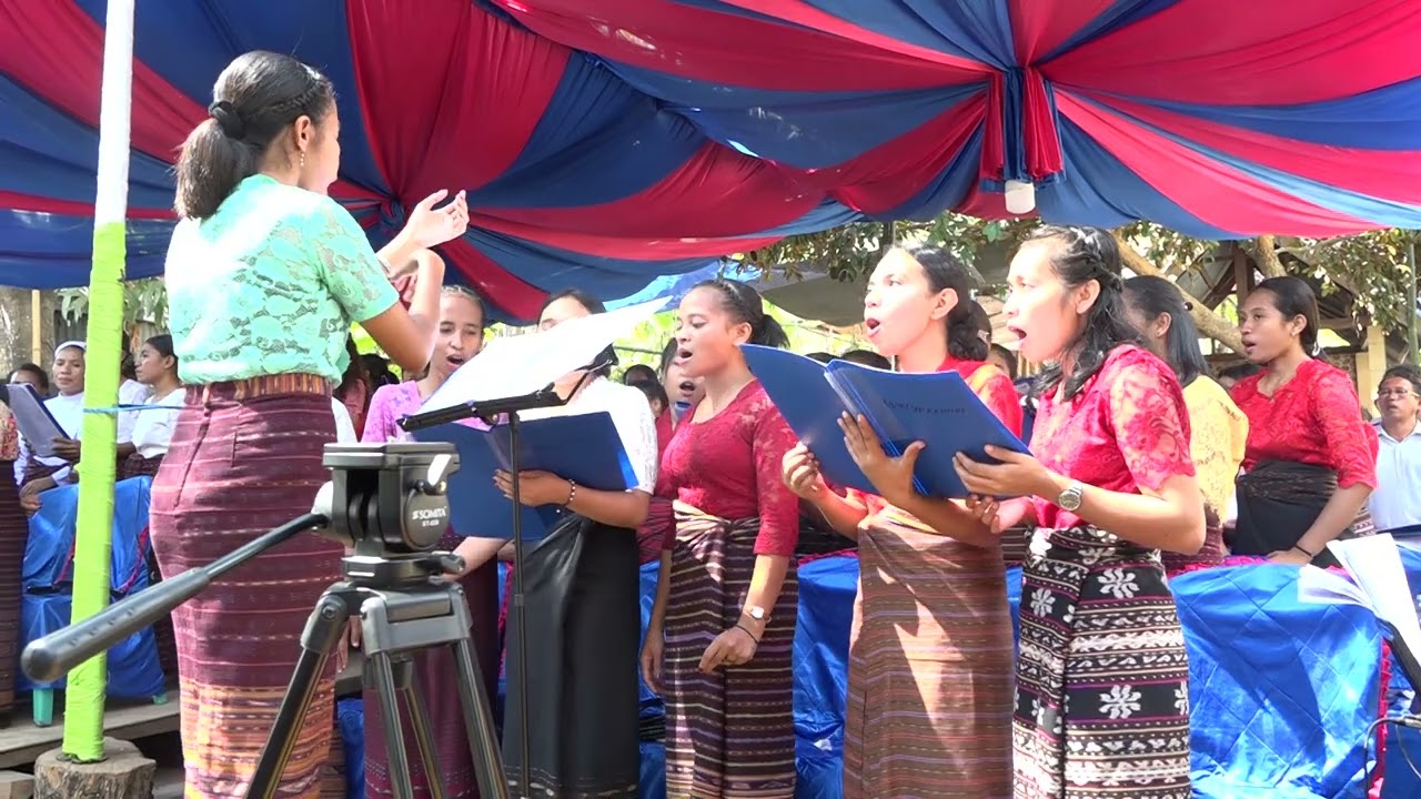 Salve Regina (P. Eman Weroh, SVD) - STP Reinha Larantuka