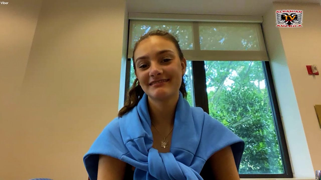 Intervistë Ekskluzive me Këngëtaren Mikelja Nonaj