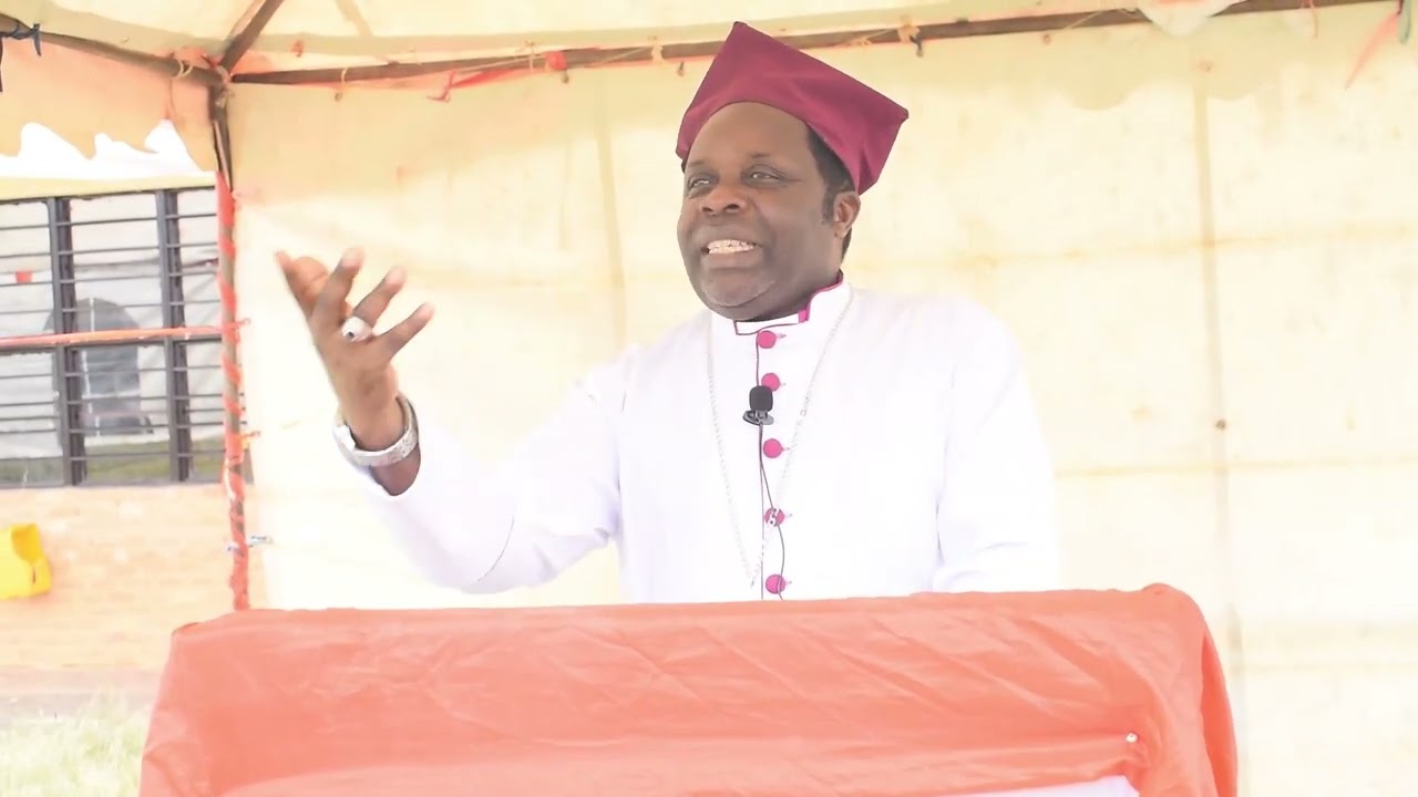 Bishop Assiel MUSABYIMANA mu ijambo ry'ikaze ,mu gikorwa cyo gusoza icyumweru cyahariwe uburezi.
