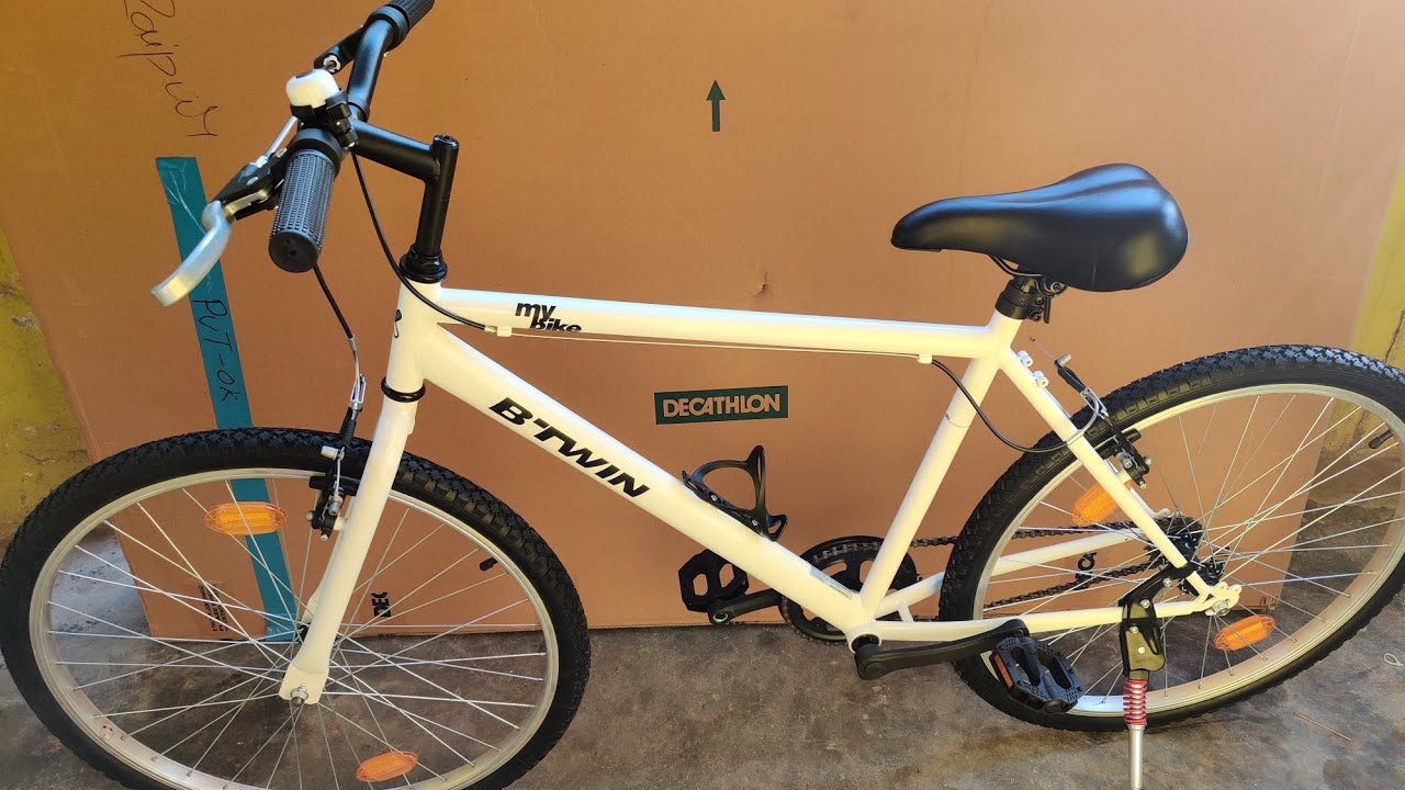 Unboxing B-twin my bike with my brothers