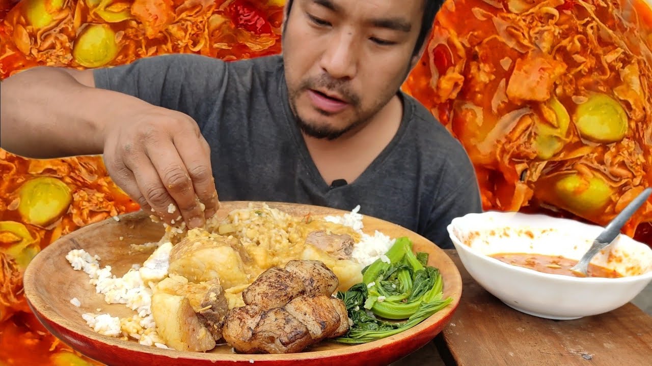 Eating the best Naga Rengma dish called (Hinba) || crispy pork || kents vlog.