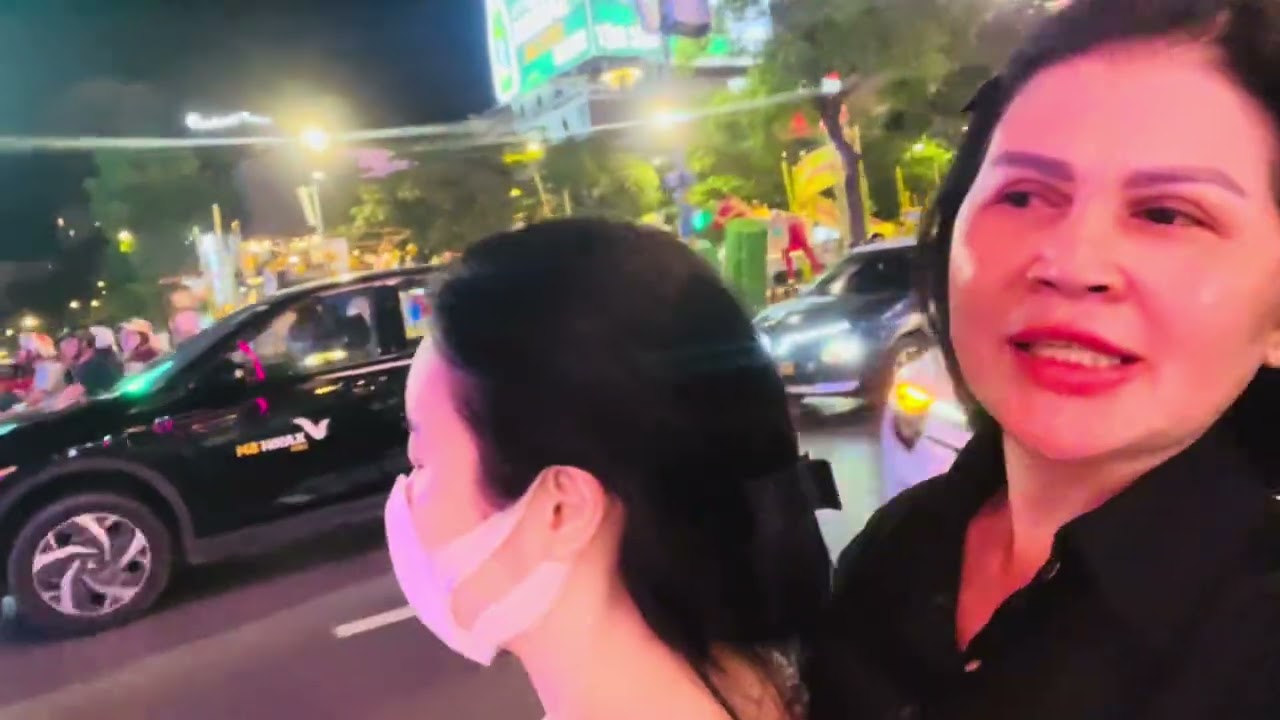 Nhiên hôm nay trổ tài nấu ăn 