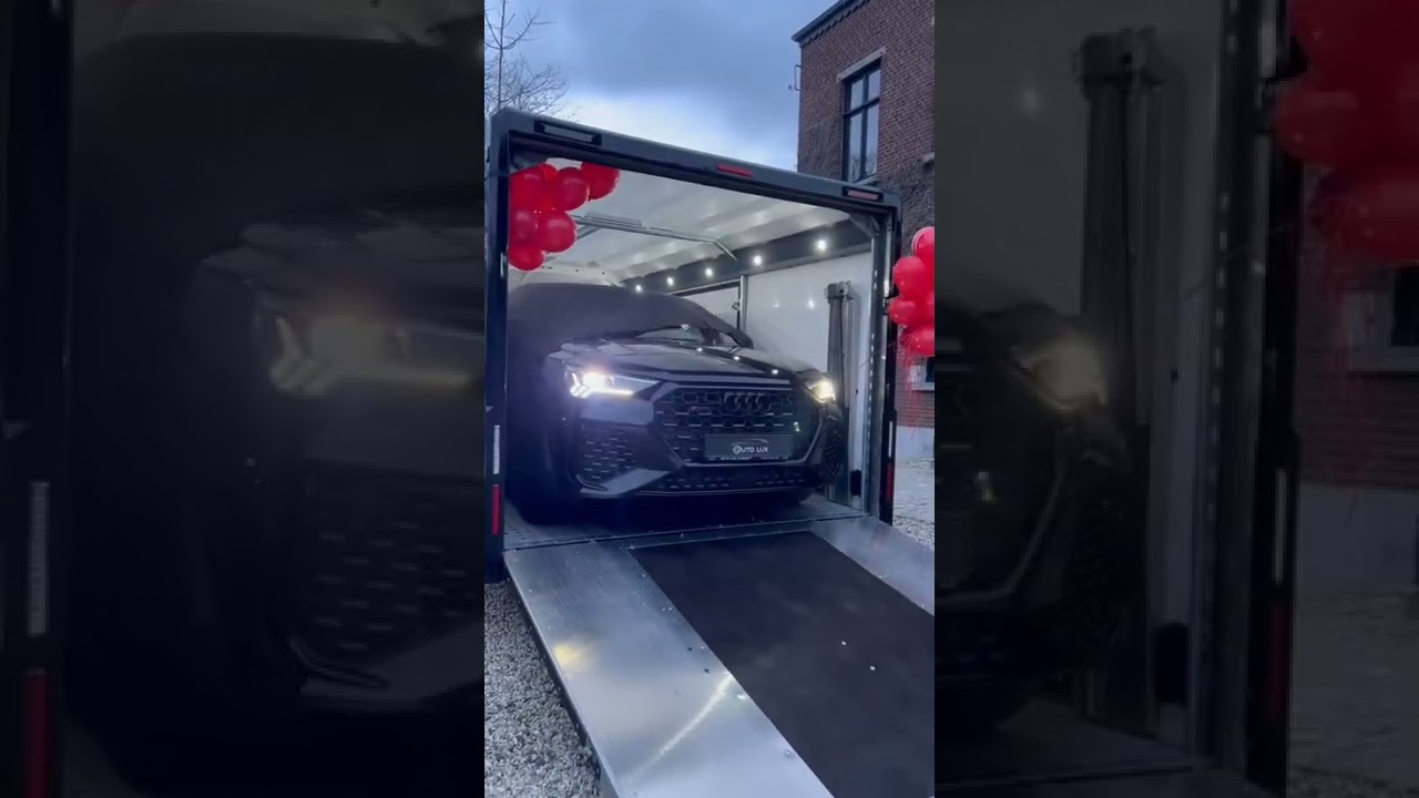 The brand new Audi RSQ3! 🔥🎈