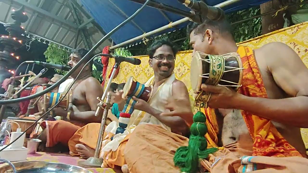 മല്ലിക പൂവനം തന്നിൽ വസിക്കുന്ന മല്ലാക്ഷിമാർ മണി യക്ഷിയമ്മ... ഗന്ധർവ്വൻ പാട്ട്