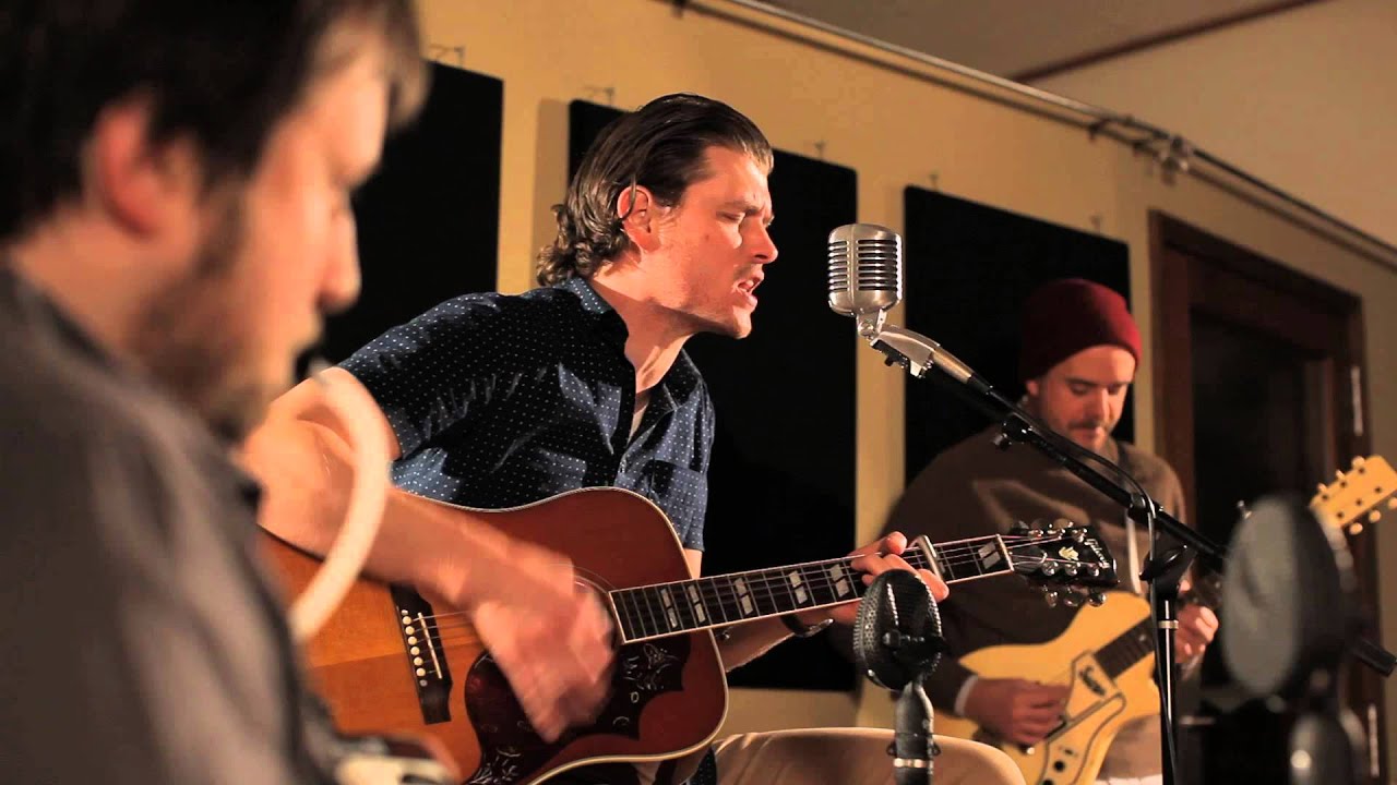 Mike Mains & The Branches -By My Side (Destiny Nashville Session)