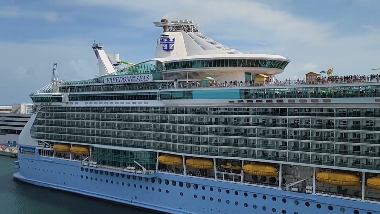 Carnival Conquest