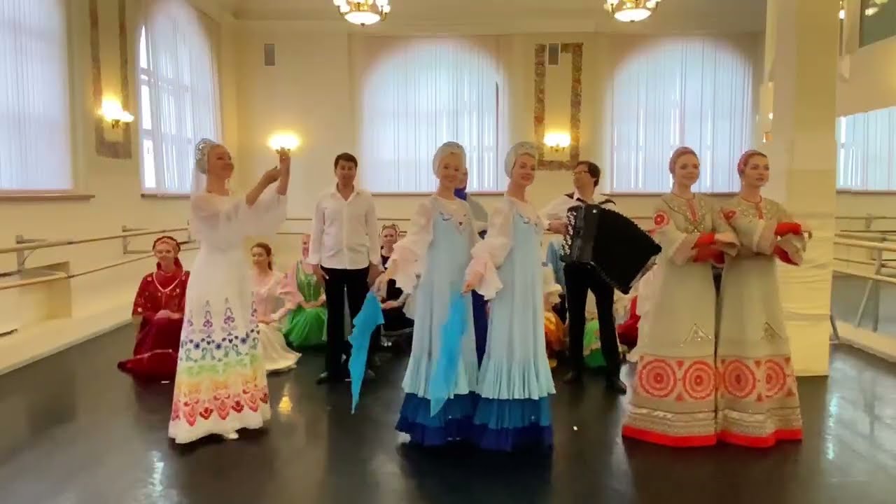 Ансамбль 