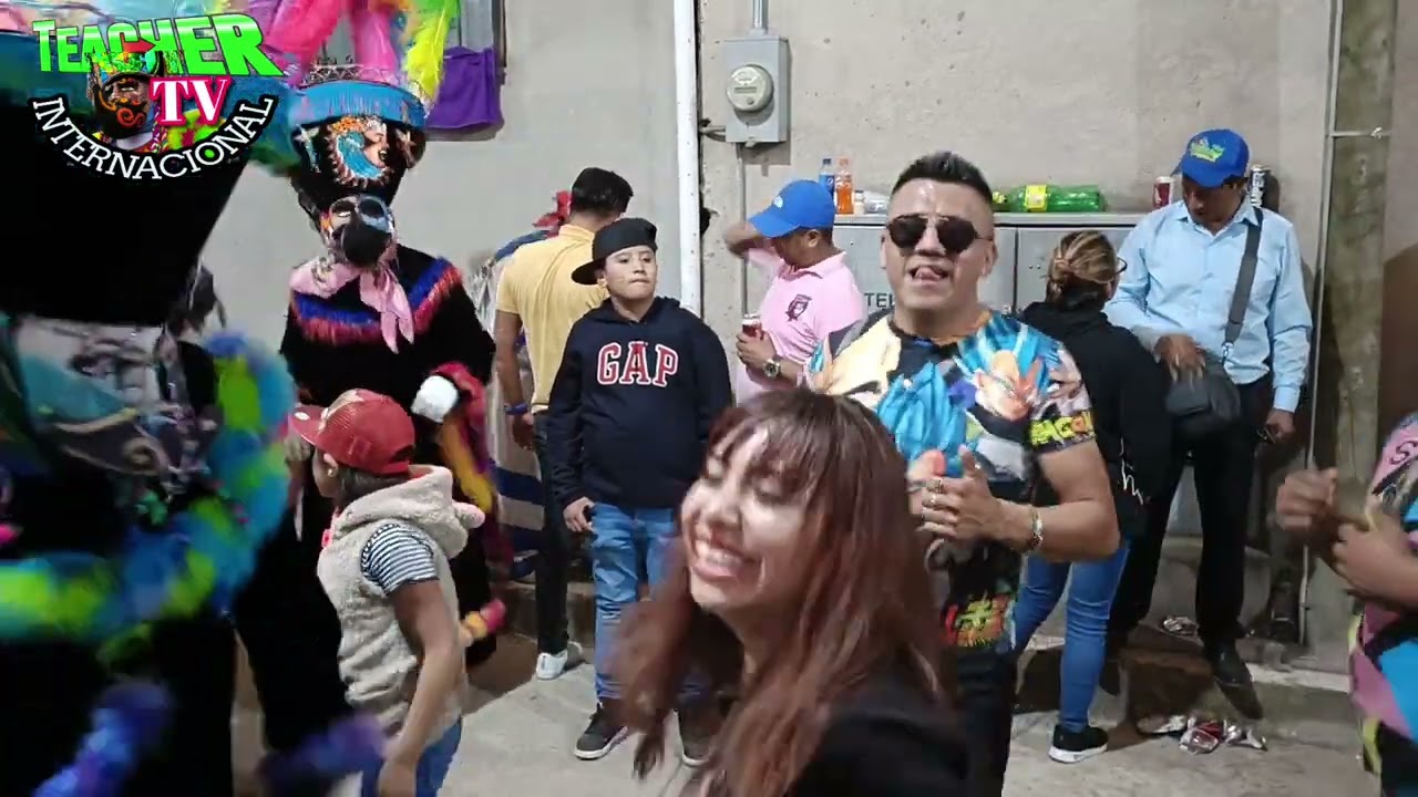 CHINELOS CON LA COMPARSA SAN DIEGO NUEVA GENERACIÓN TOCANDO LA QUE TOCA EN GRANDE EN HUEHUECALCO