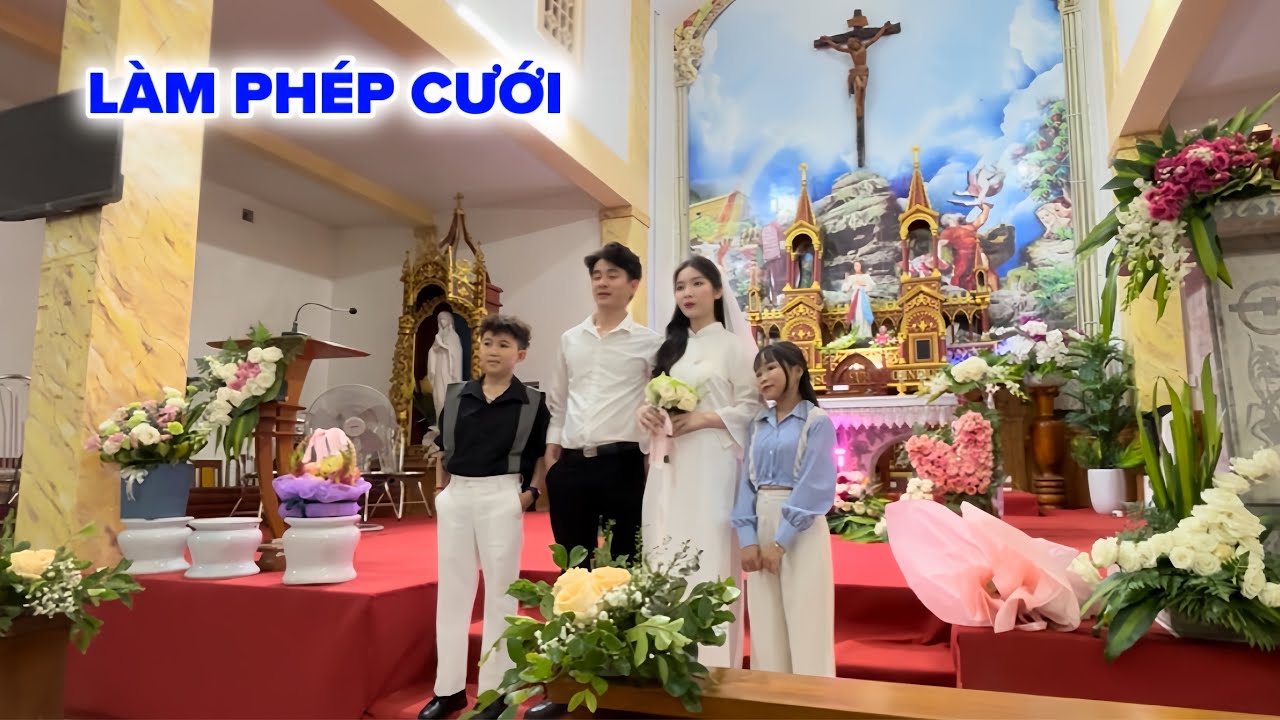 Đầu Bếp Tí Hon Và Bé Hạt Tiêu Đi Lễ Làm Phép Cưới