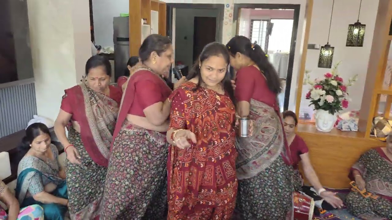 સ્વાગત મહિલા ભજન મંડળ વસ્ત્રાલ અમદાવાદ - 4