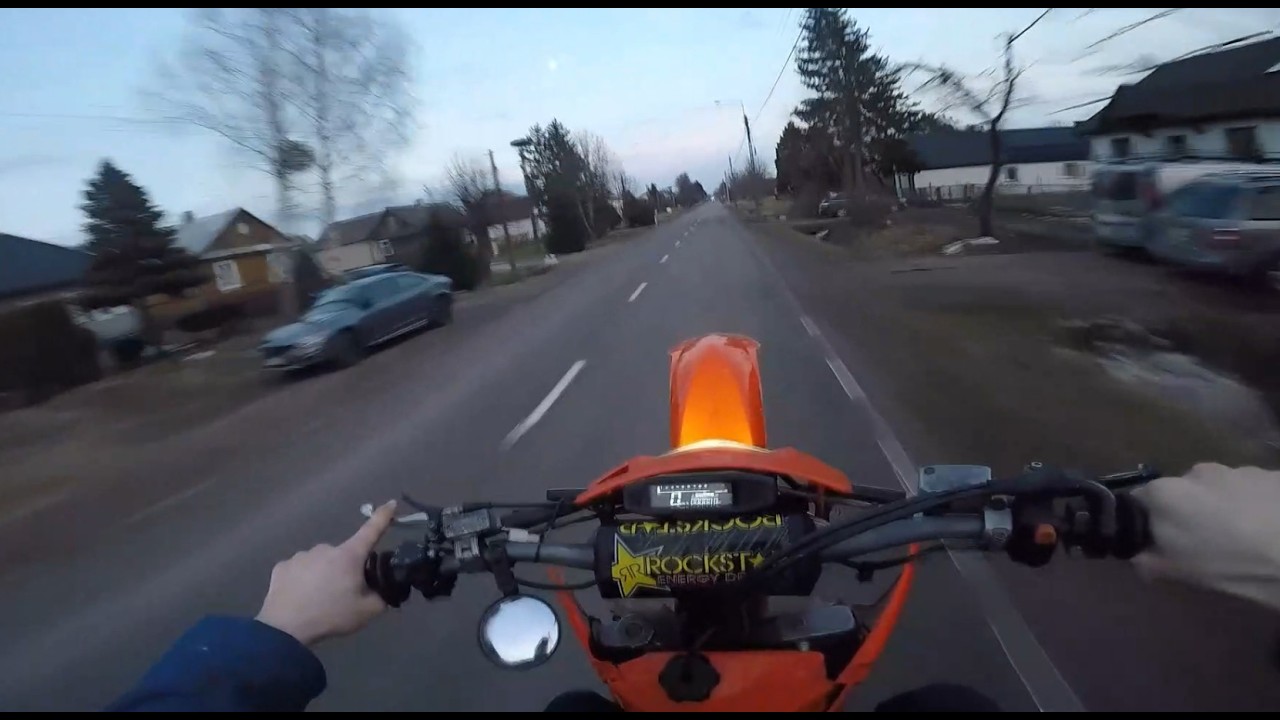 SPADŁA OPONA | KTM EXC 525