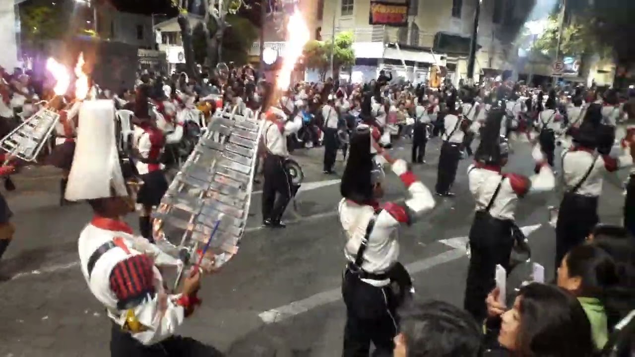 PAPA MONTALVO BANDA DE GUERRA QUITO ECUADOR