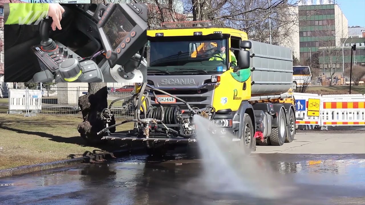 SCW street washer and LQT water tank - for all kinds of city and urban washing needs