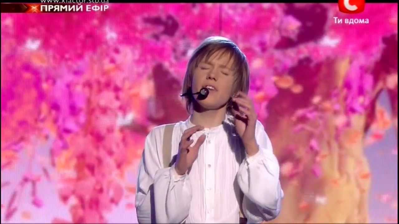 КУРАСОВ Владислав - Новогодний концерт - X фактор 31 12 2011
