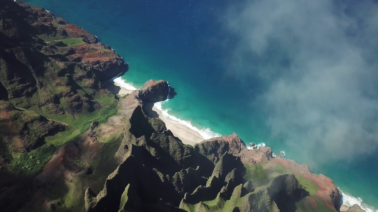Honopu valley, Honopu beach, Kalalau valley, Kalalau beach all in the same 4K video.