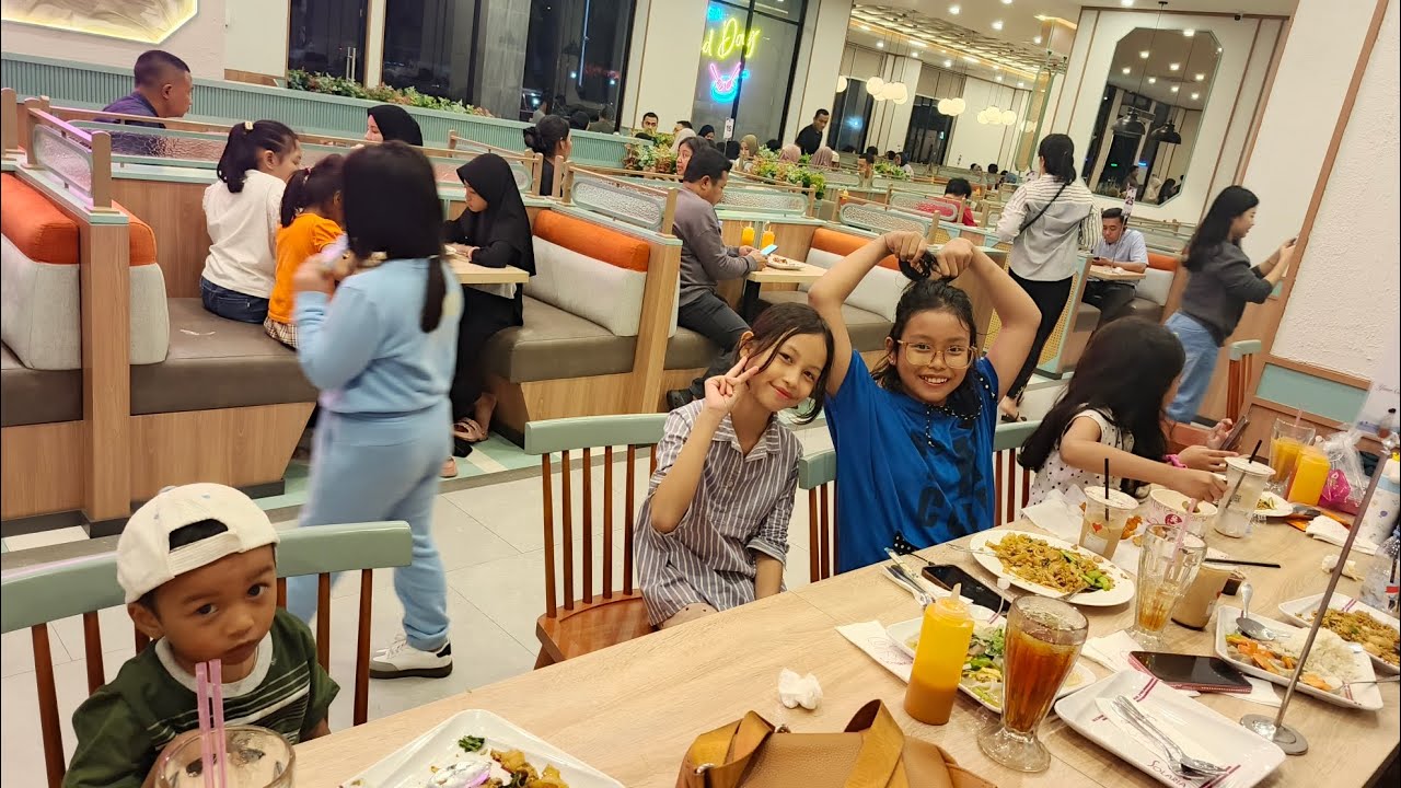Hari ini kita belajar kalau kebersamaan itu sederhana namun bermakna mjd langkah kecil lebih baik