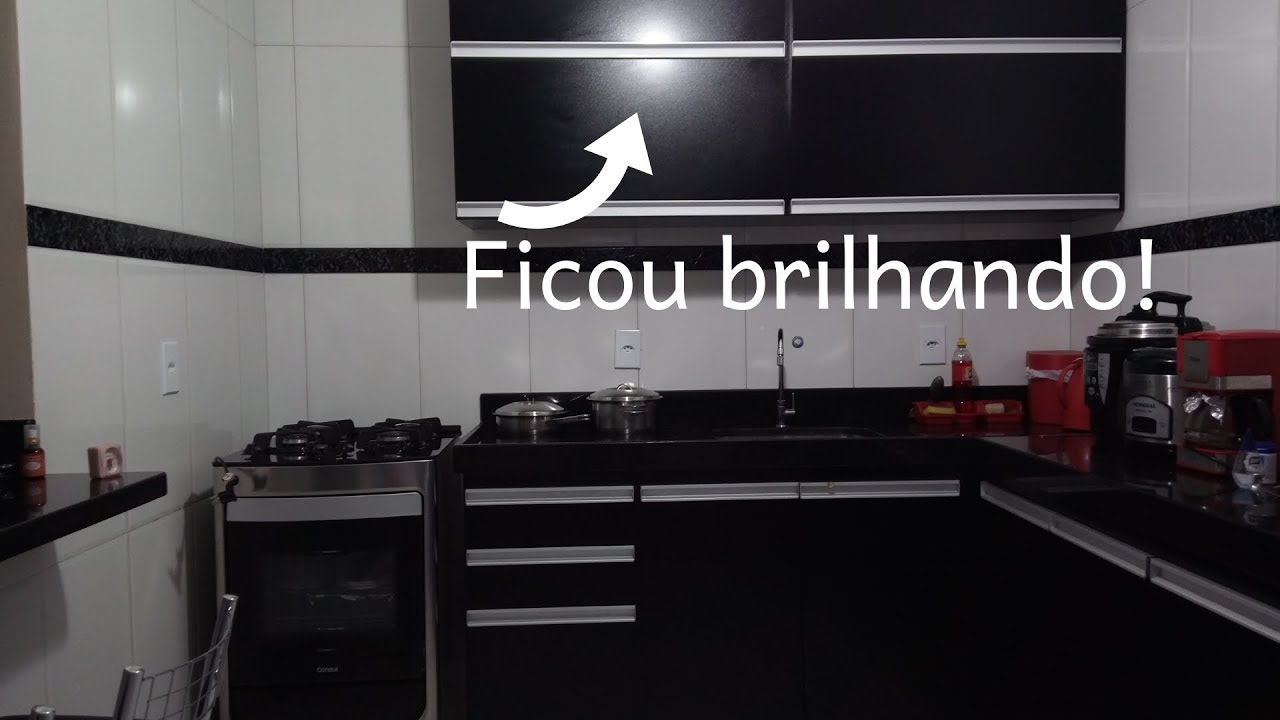Como eu limpo o armário da cozinha - tirando as manchas |La casa da mineira