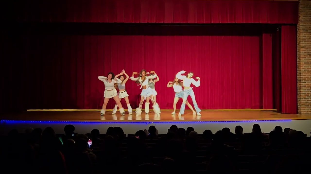 [KPOP IN SCHOOL] KATSEYE (캣츠아이) - TOUCH | DANCE COVER BY NEX+