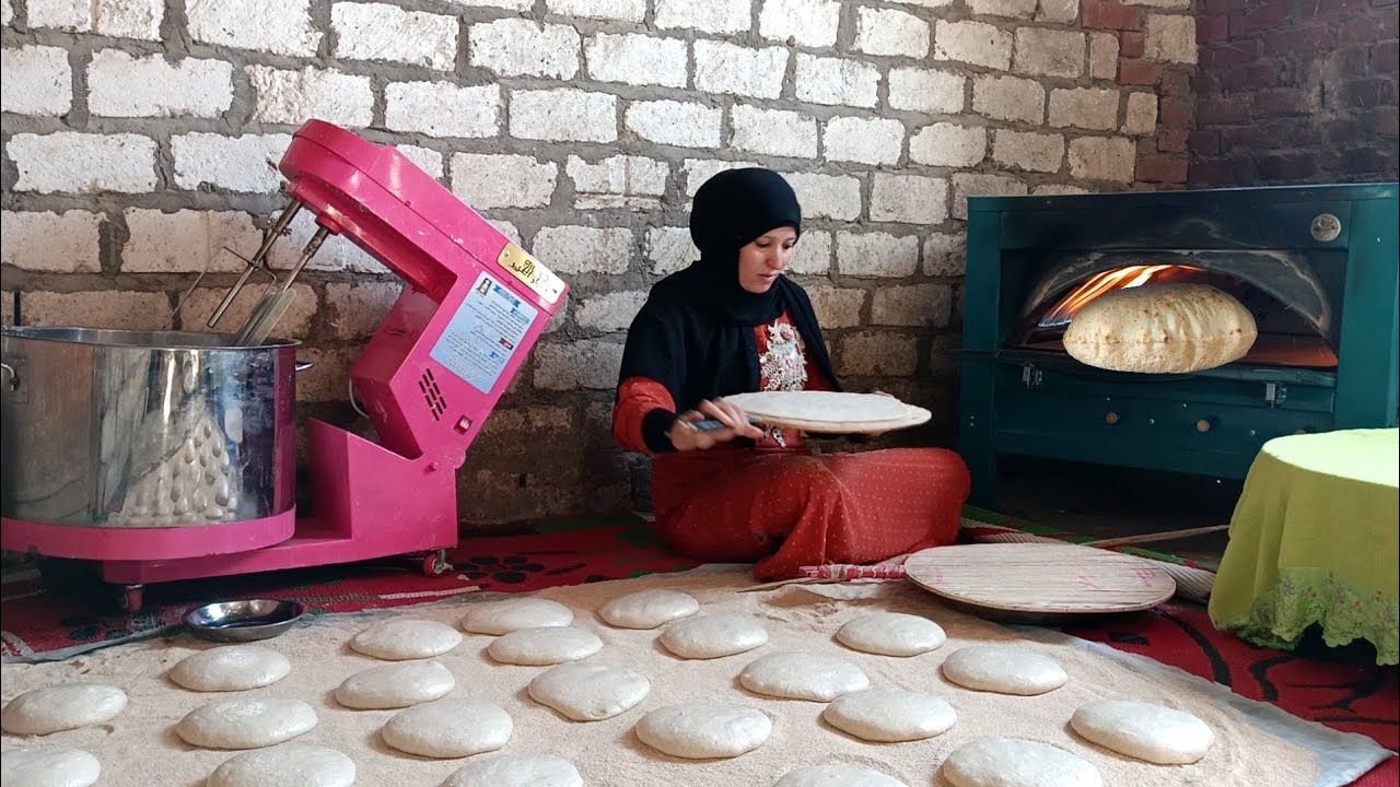 أسرار العيش البلدي الفلاحي في الفرن الغاز.. طري وهش زي فرن الطين