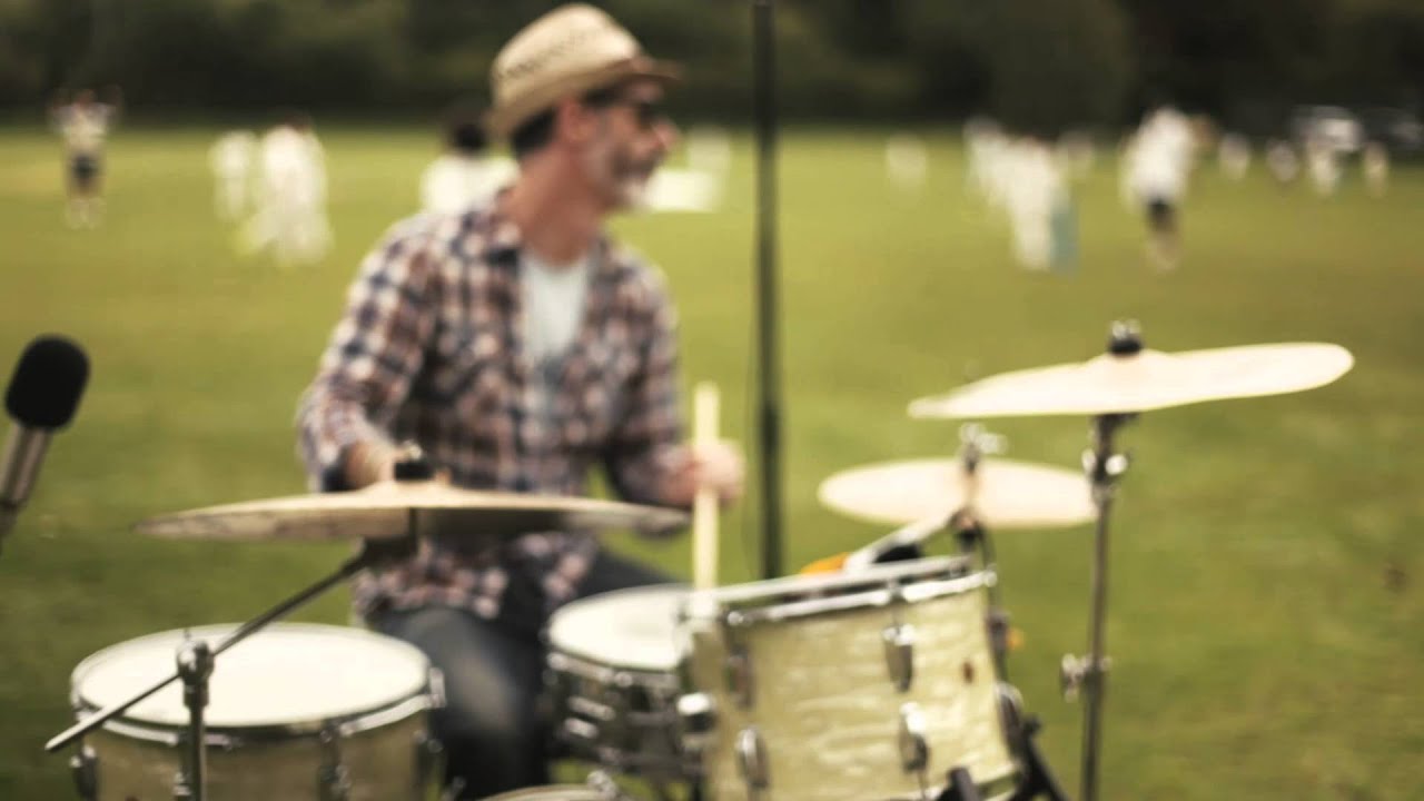 Neil Cowley Trio - Sparkling
