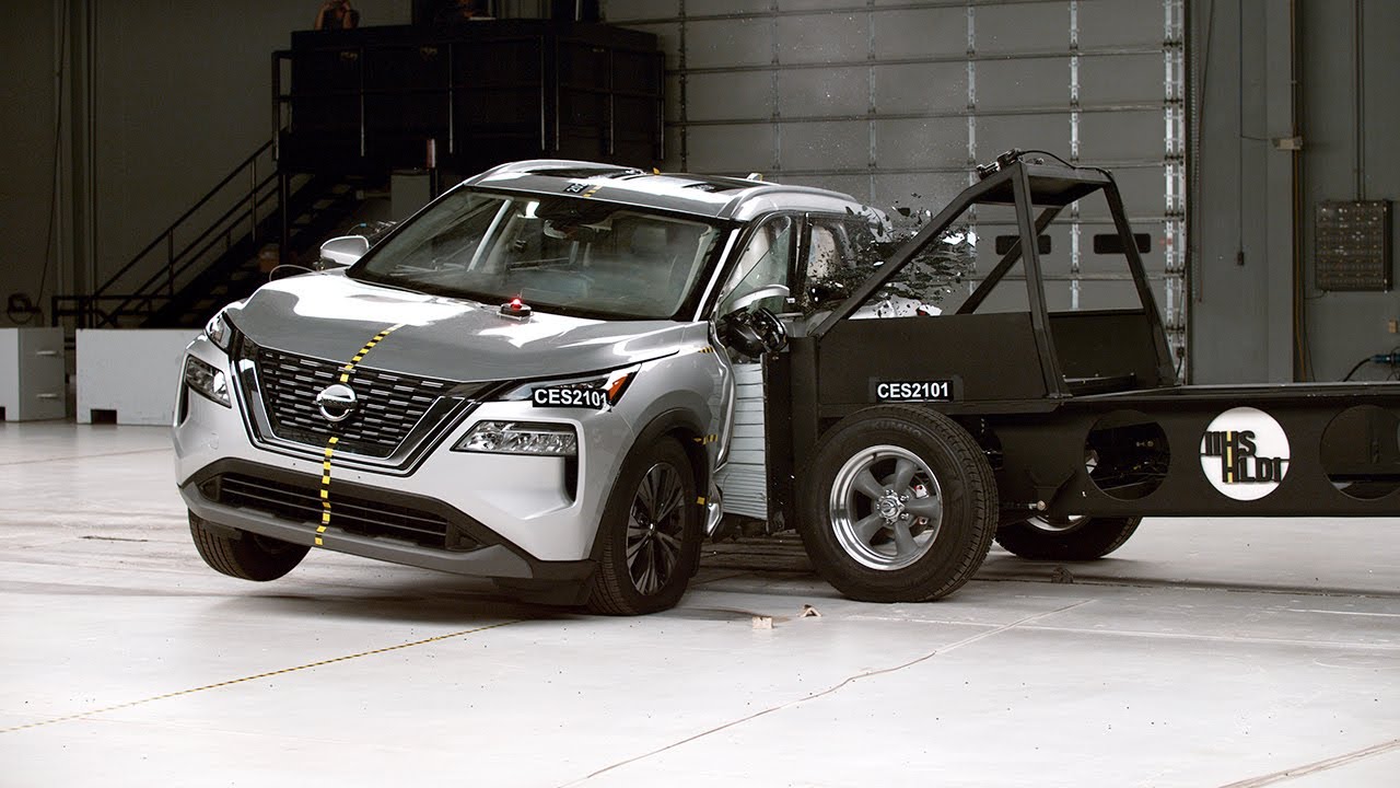 2021 Nissan Rogue updated side IIHS crash test