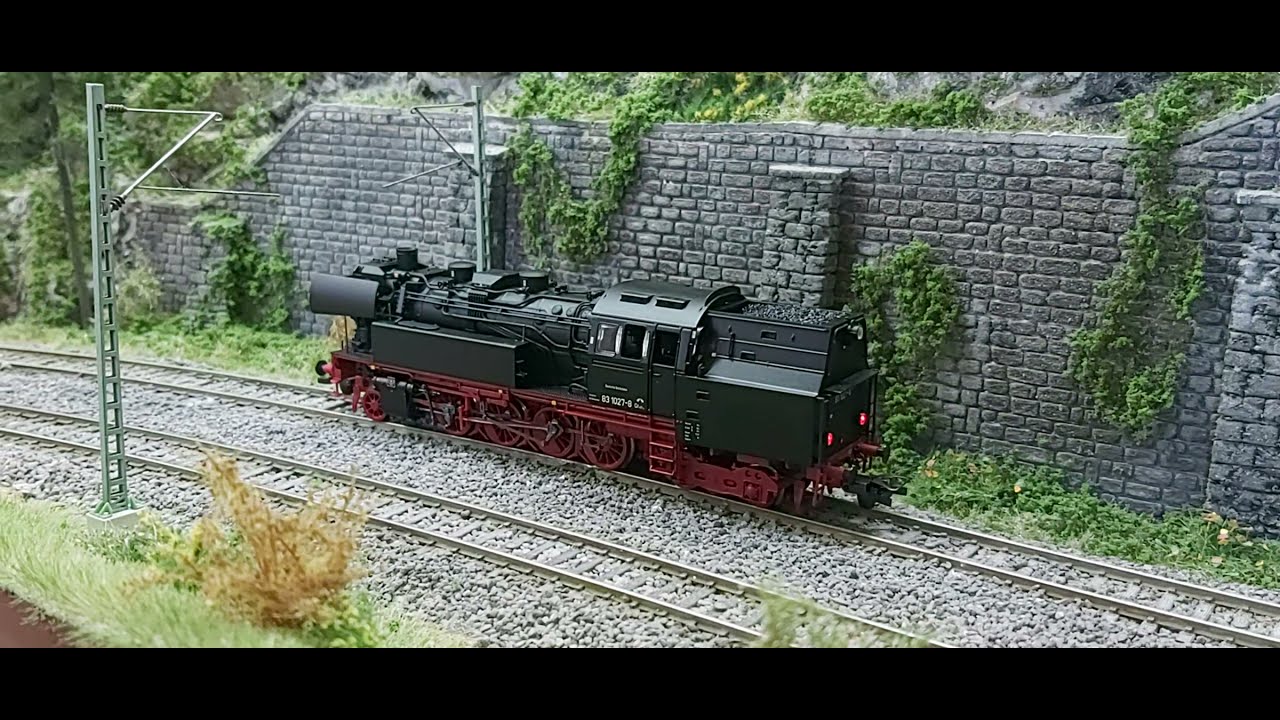 BR83.10 Expert-Plus Modell erhält einen Sound von ESU Artikel Nr.94474 Teil2.
