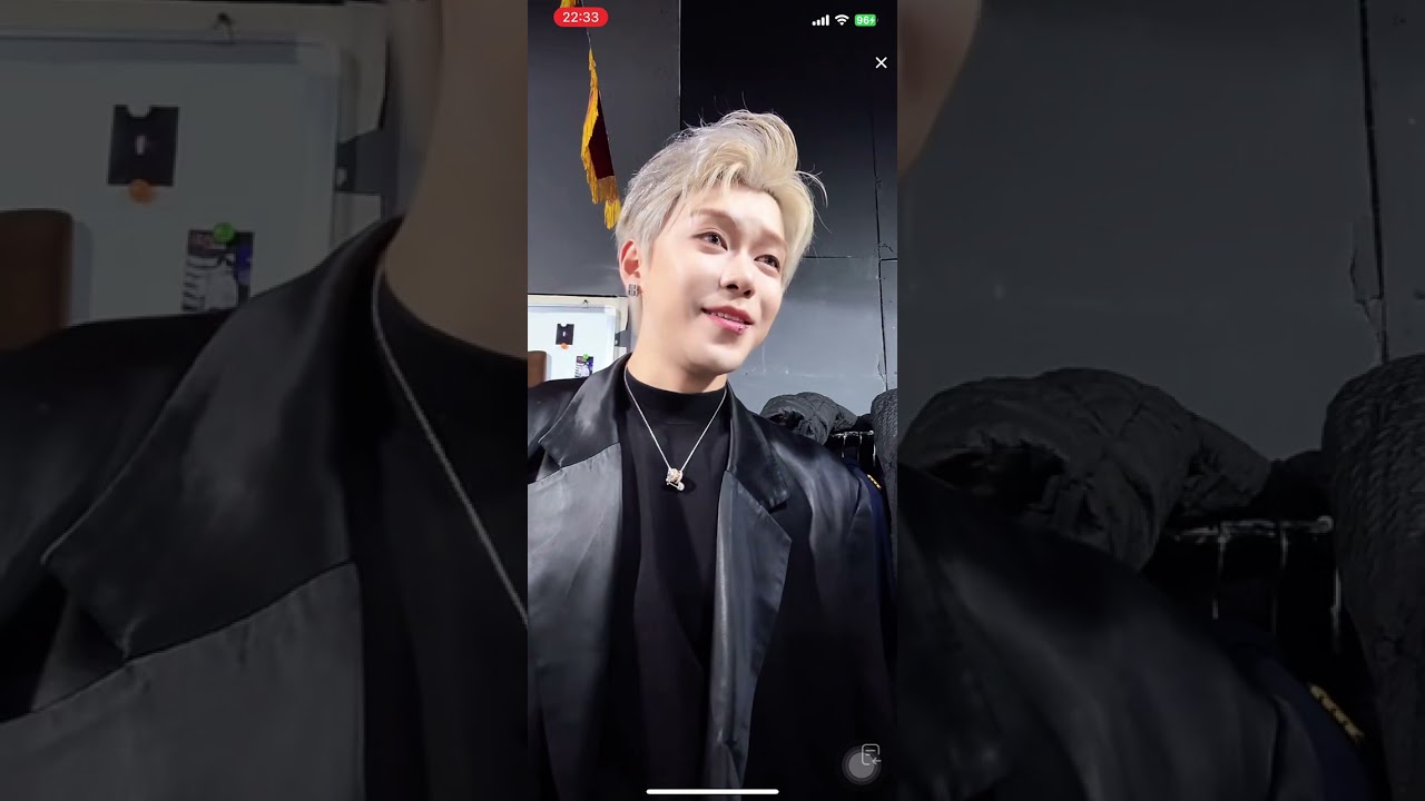 Live 110326. XU