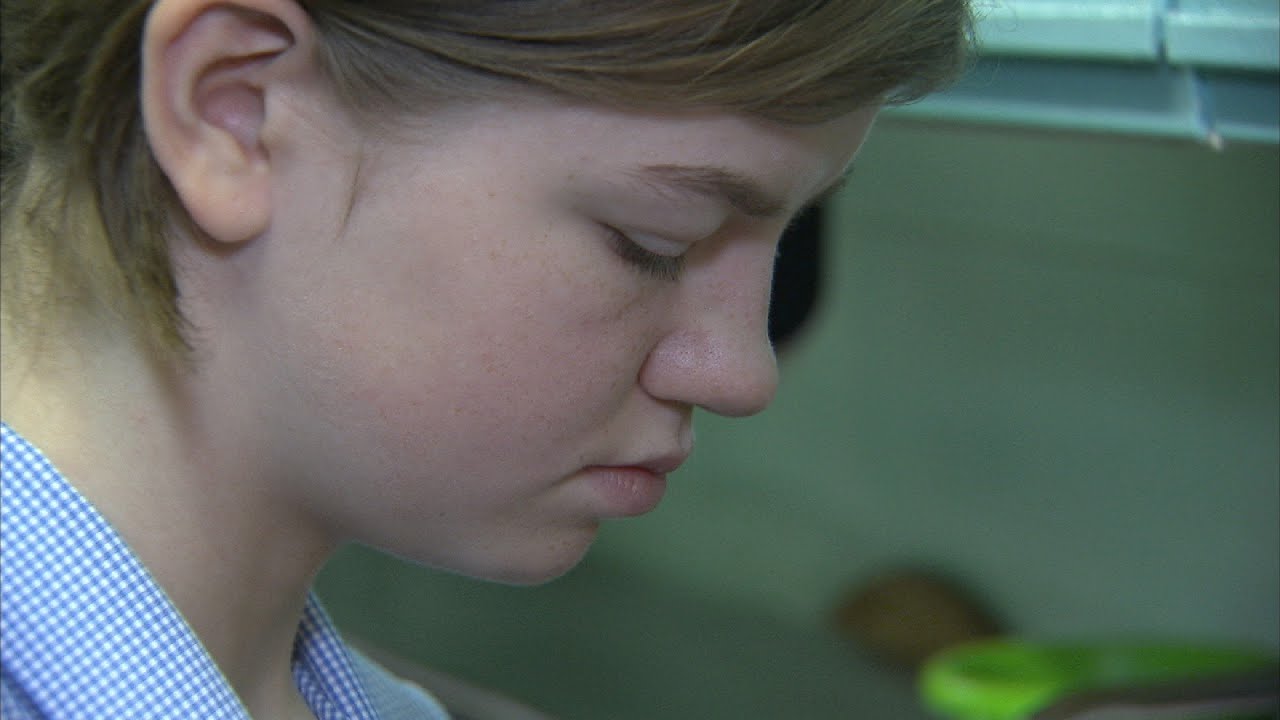 Young Carers: 13-Year-Old Lauren's Story