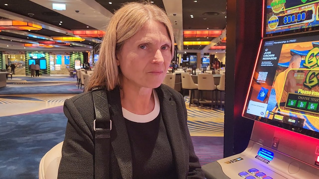 Crown Casino Birthday Vlog.  Group and virtual pulls with Paula and the Boys