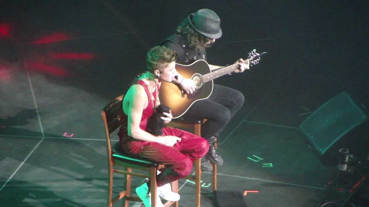 Justin Bieber - Christmas Eve - Q102 Philly Jingle Ball 12/5