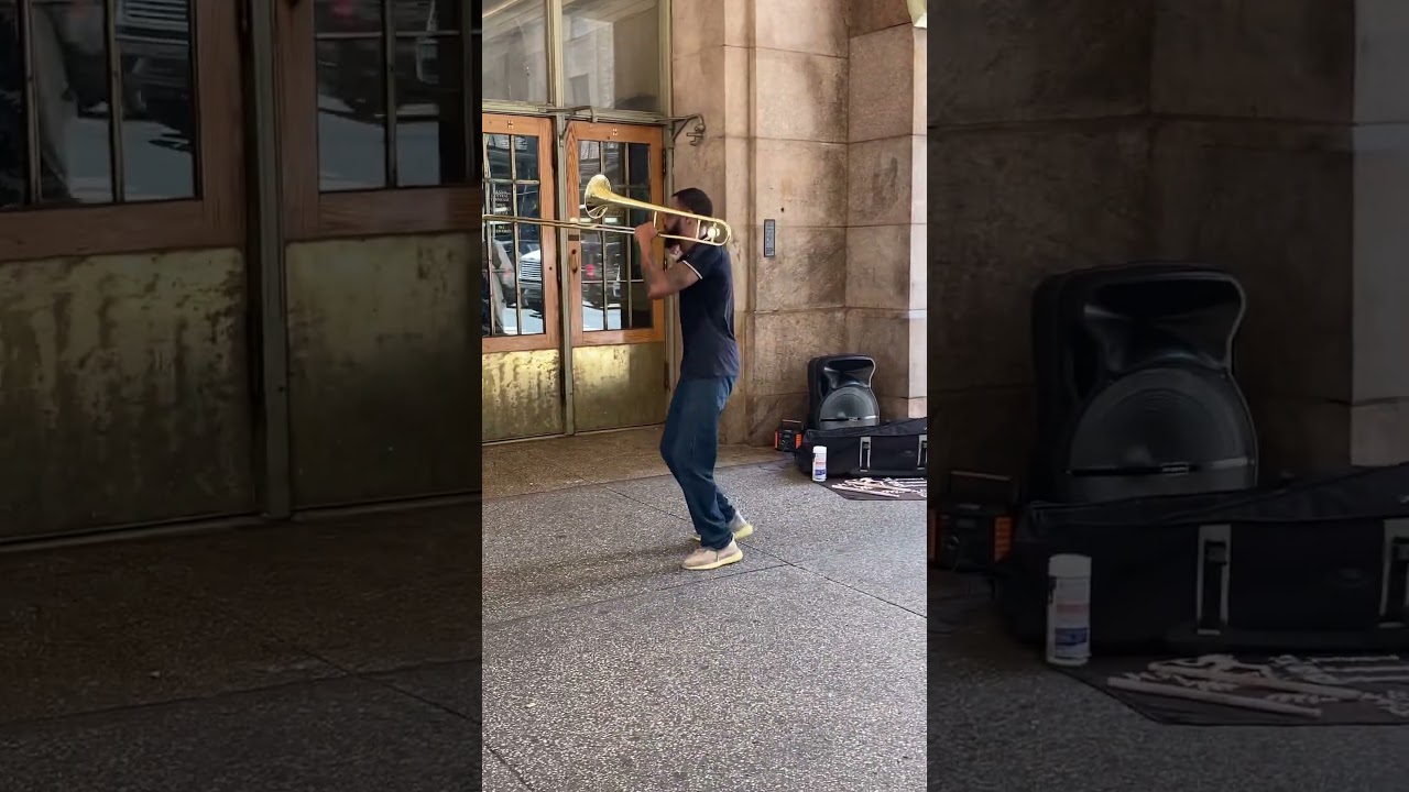 Trombone player jamming out! NYC #newyorkcity #grandcentralterminal #jazz #travel