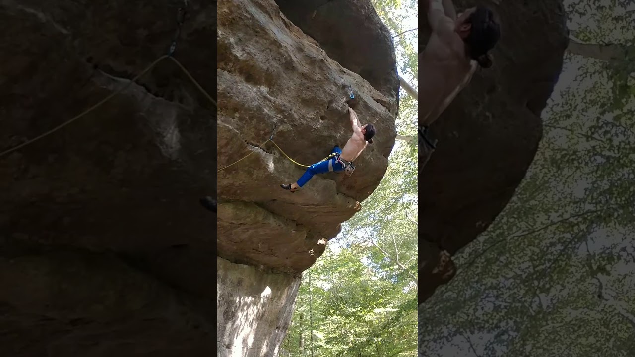 Jackson Falls rock climbing: Here Come the Snakes, 5.12c