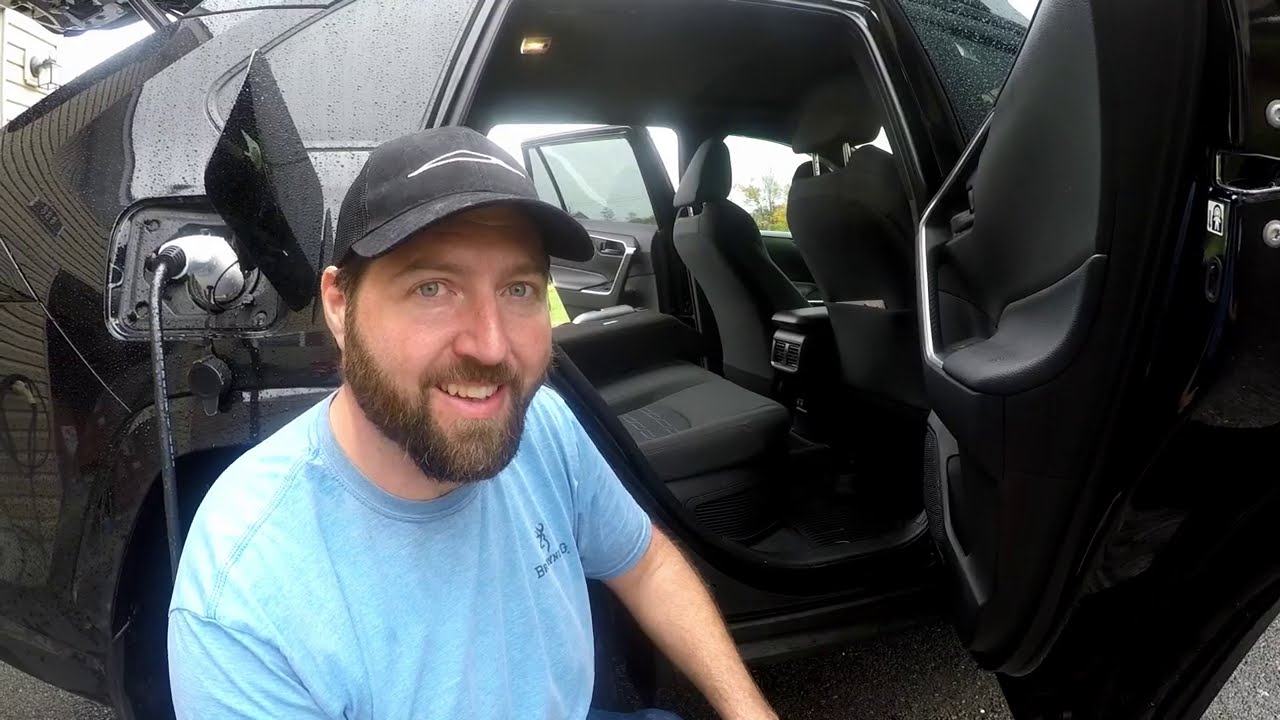 How to clean the DC to DC air filter in your 2021 Toyota Rav4 Prime.