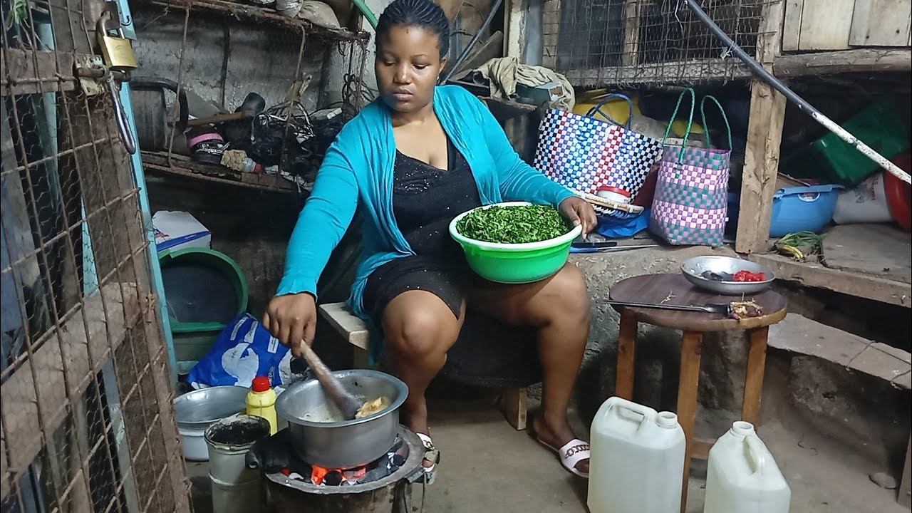 African village Girl  Hp is live