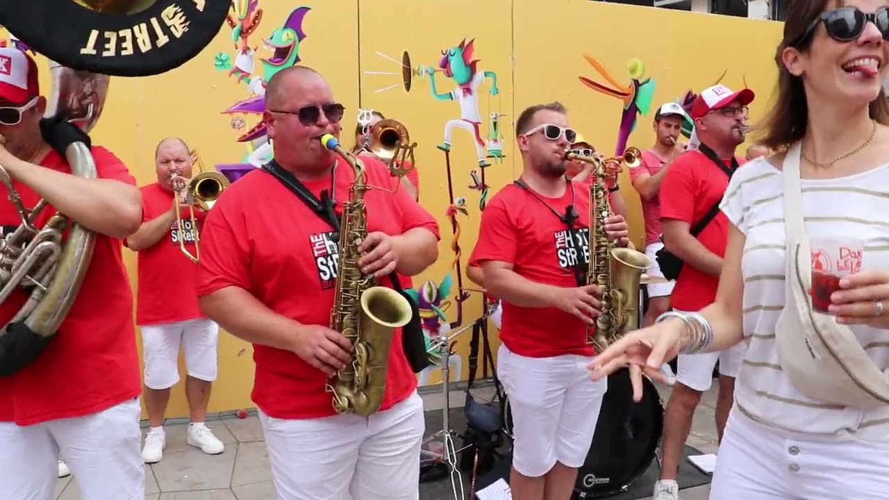 The Hot Street Brass Band 2.0 (BEL) - Dax, La Féria ! (2024) Dax (40) - Que Je T'Aime