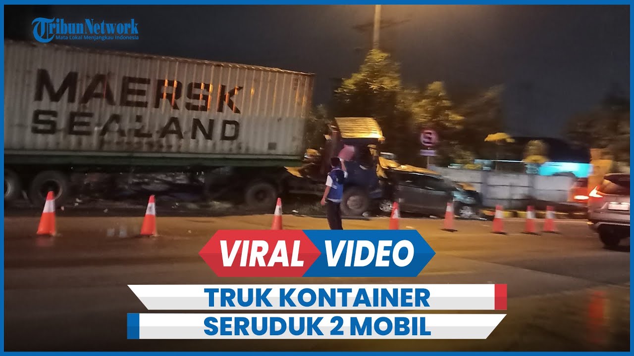 Detik-detik Kecelakaan Truk Kontainer Seruduk Innova dan Ertiga di Gerbang Tol Tanjung Mulia