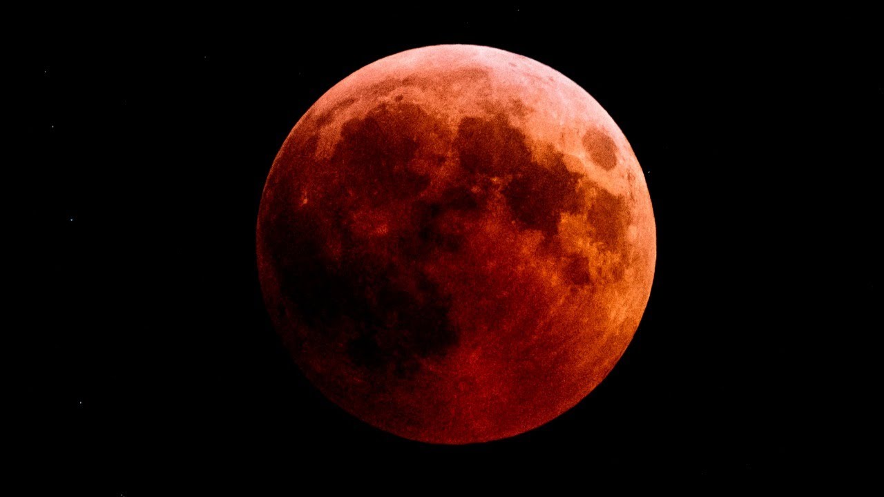 Total Lunar Eclipse - 26 May 2021