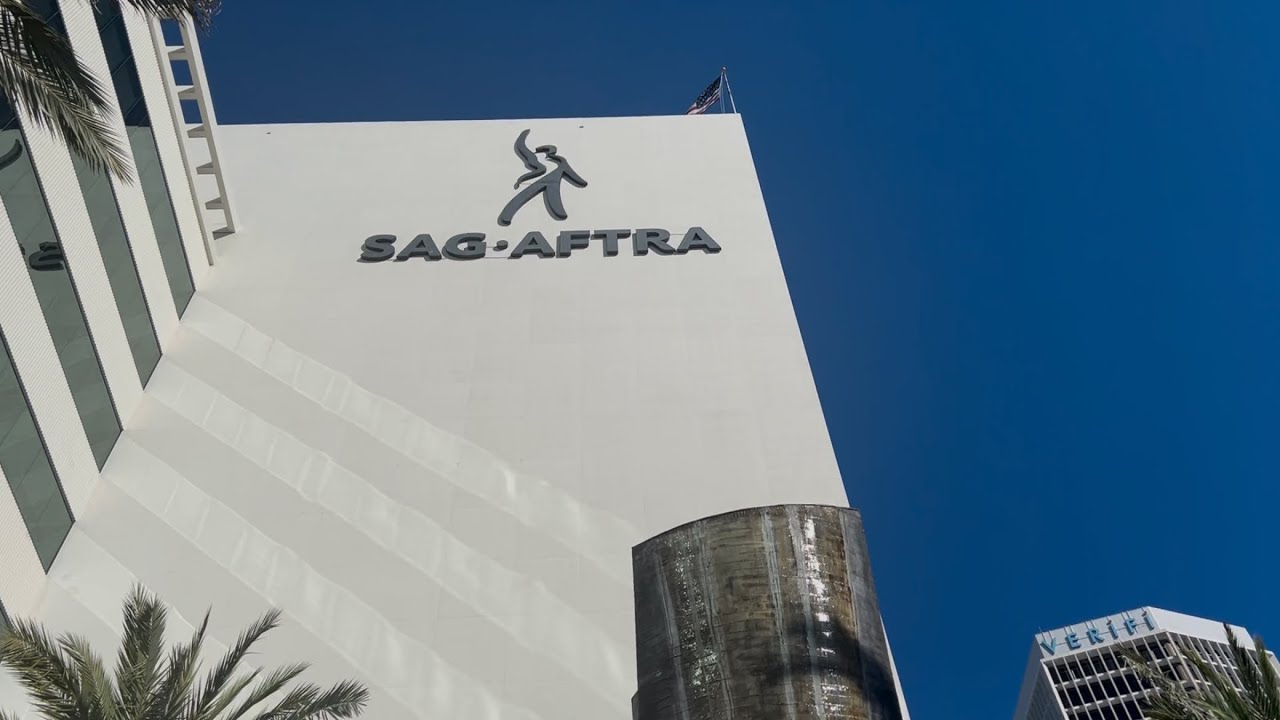 Want a career in acting? DO THIS FIRST!  Start now! SAG-AFTRA🎬