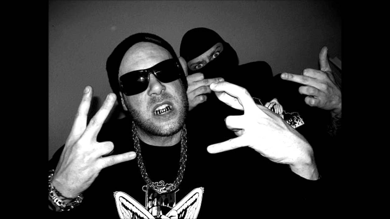 Mike Mendez & Deadly Chrome - Mach dein Geld auf der Strasse / 44187 Recordz / NFDM