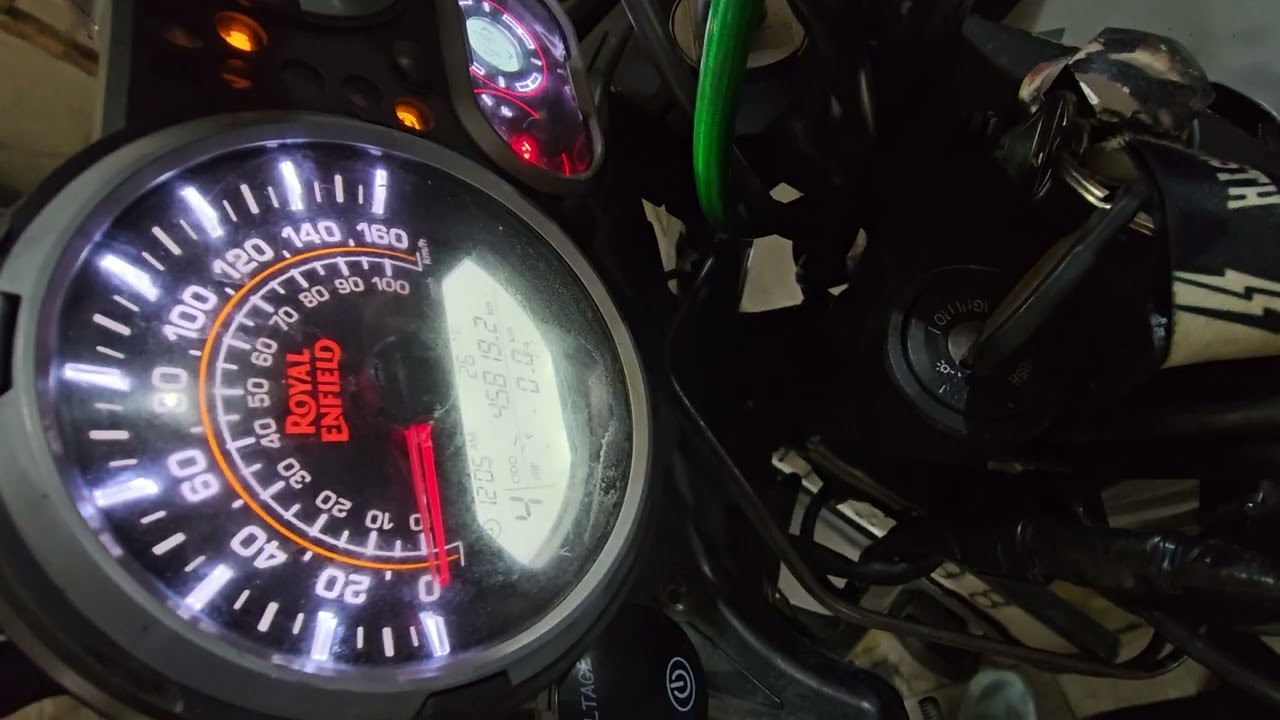 Himalayan 411 6gear running smoothly 👌#royalenfield #himalayan411 #scram411 #royalenfiedmodified