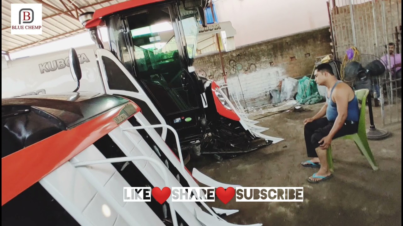 KUBOTA COMBINE HARVESTER DR120