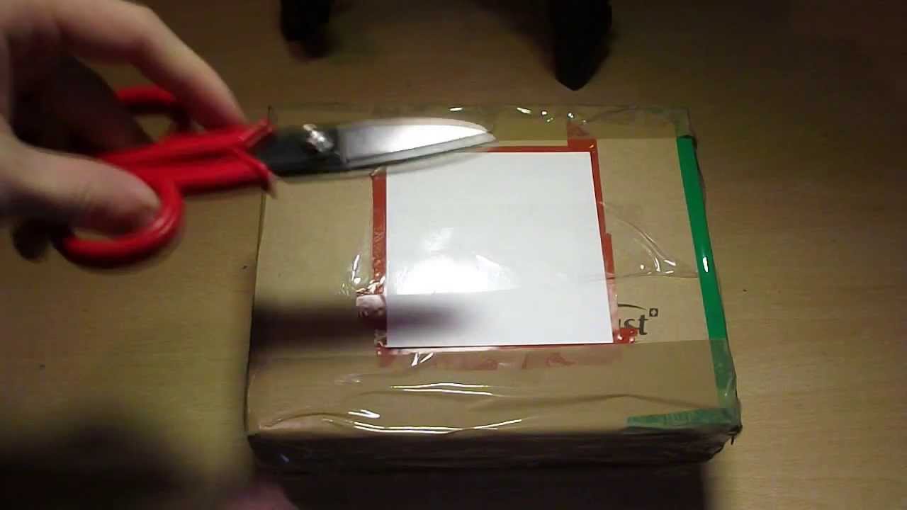 unboxing - floopy disk