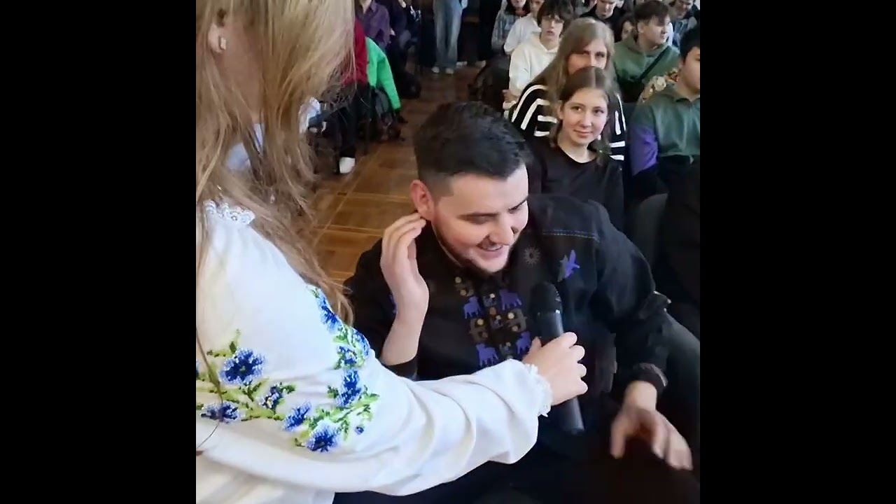 Українська пісня -100 років . Інтегрований урок з української літератури та мистецтва. 