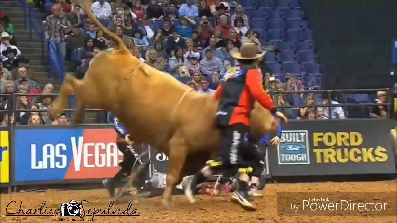Payaso de rodeo historia completa  ( parte uno y dos)