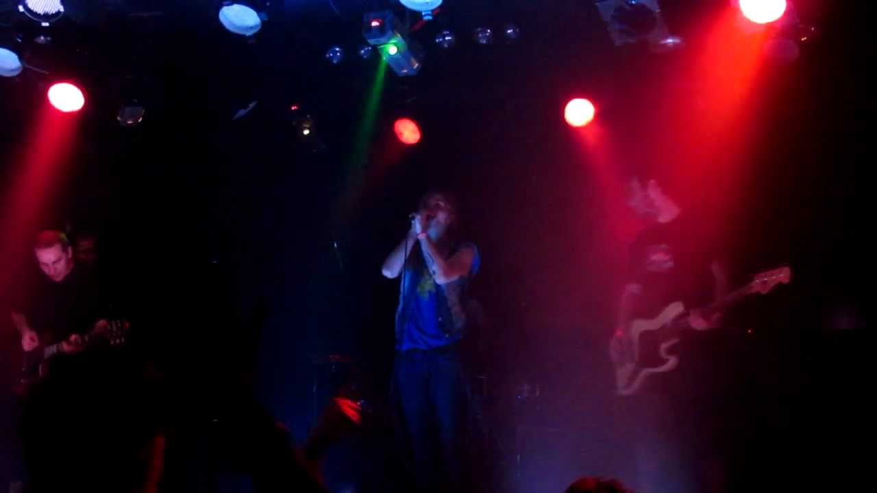 Bernays Propaganda - Bezbedno levo [Safe Left] (Live @ Gala Hala, Ljubljana)